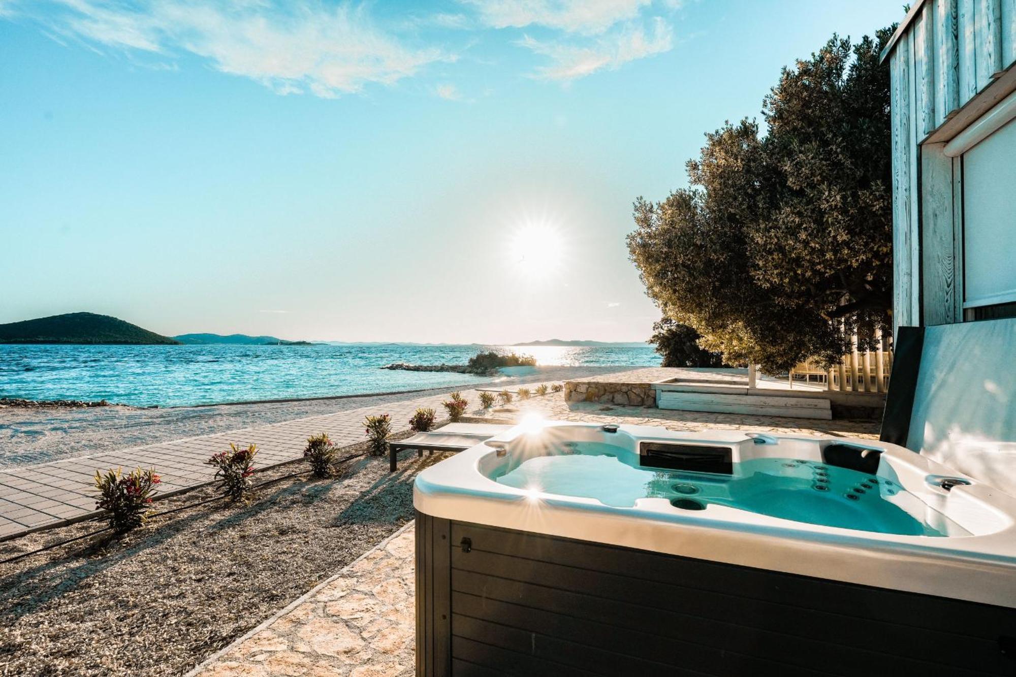 Buqez Eco Resort - Beach Villa 28 - Directly By Beach Drage Kültér fotó